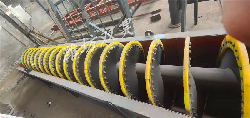 螺旋洗沙机8_副本.jpg